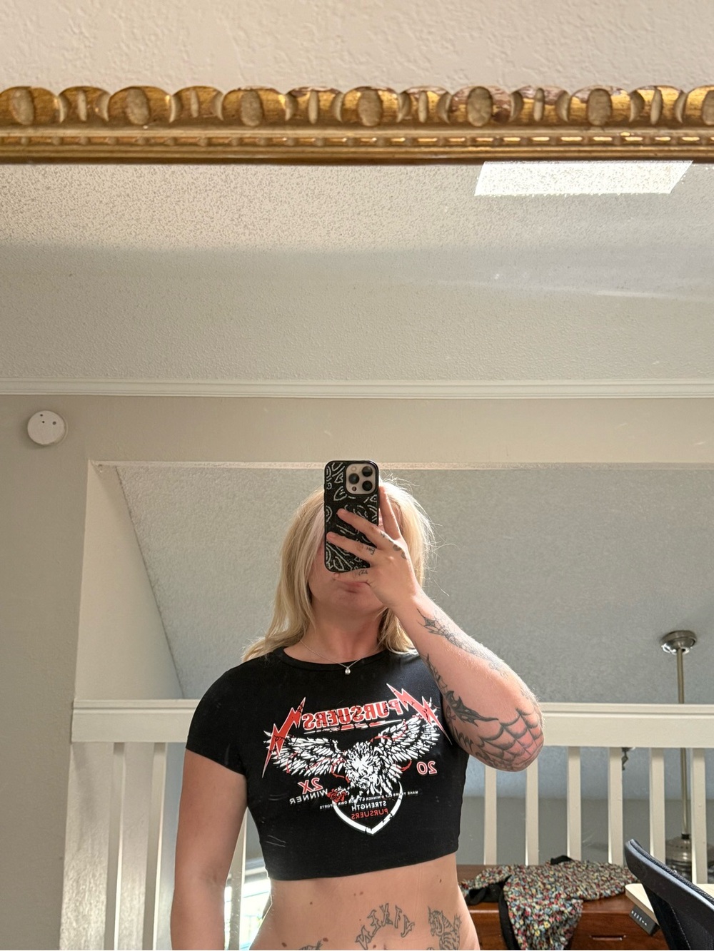 SHEIN Black Graphic Eagle Crop Top